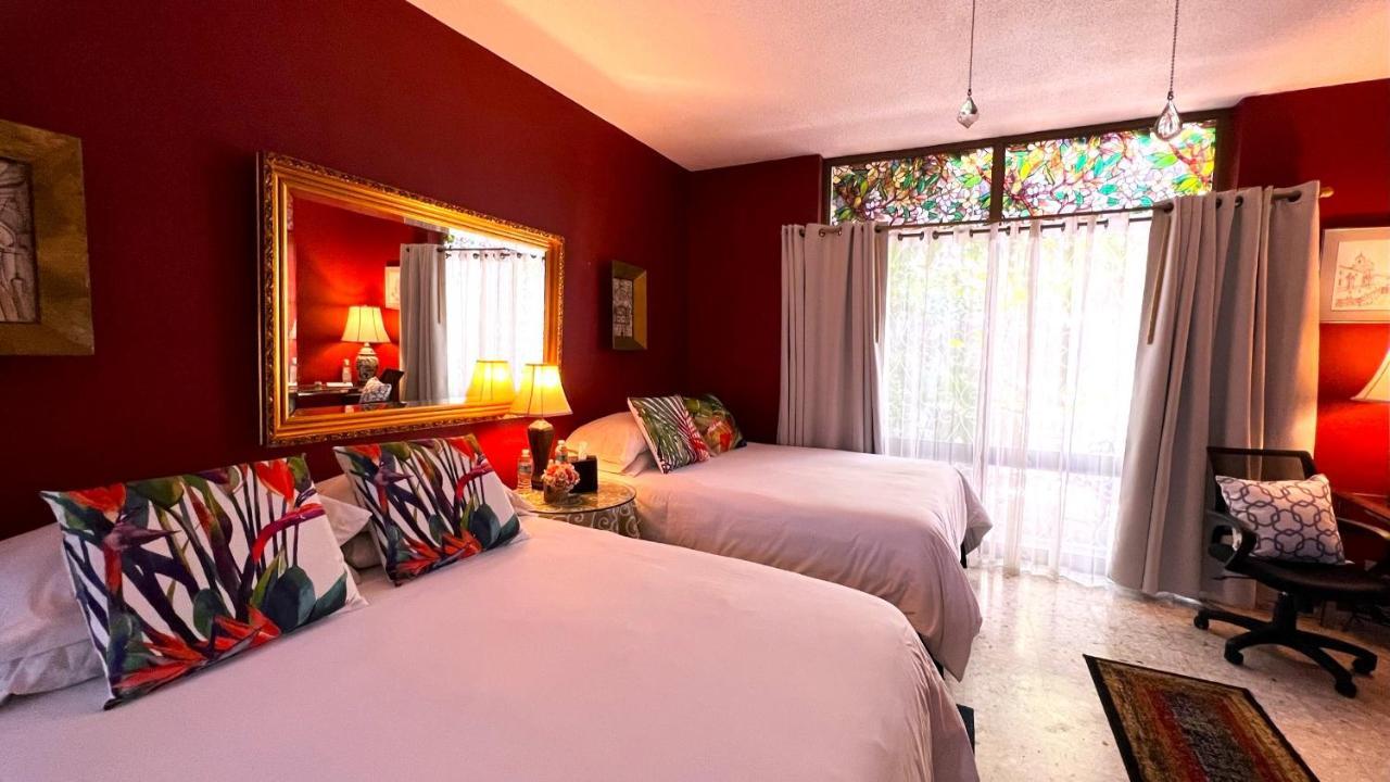 Dickinson Guest House, Guadalajara Expo Luaran gambar